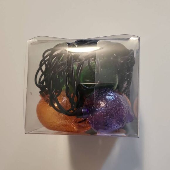 Halloween 10 Count Skull String Lights 7.5 ft Long NWT - Picture 5 of 7